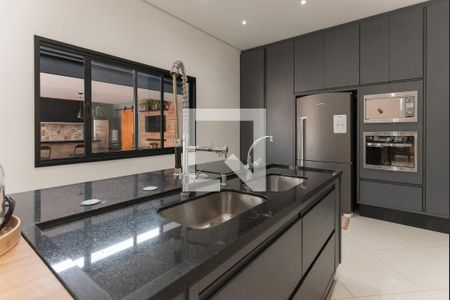 Casa à venda com 420m², 4 quartos e 4 vagas Casa à venda com 420m², 4 quartos e 4 vagasCozinha