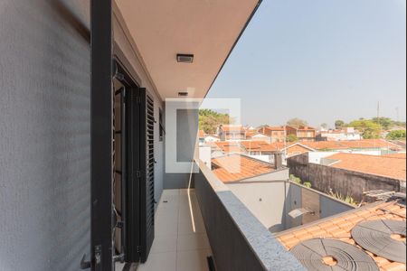 Casa à venda com 420m², 4 quartos e 4 vagas Casa à venda com 420m², 4 quartos e 4 vagasSacada da Suíte 1