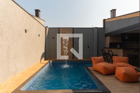 Casa à venda com 420m², 4 quartos e 4 vagas Casa à venda com 420m², 4 quartos e 4 vagasPiscina