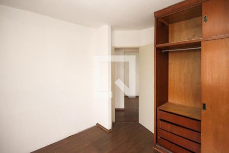 Apartamento à venda com 80m², 3 quartos e 1 vaga Apartamento à venda com 80m², 3 quartos e 1 vagaQuarto 02