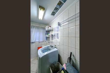 Casa à venda com 100m², 2 quartos e 1 vagaÁrea de Serviço
