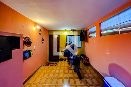 Casa à venda com 100m², 2 quartos e 1 vagaGaragem