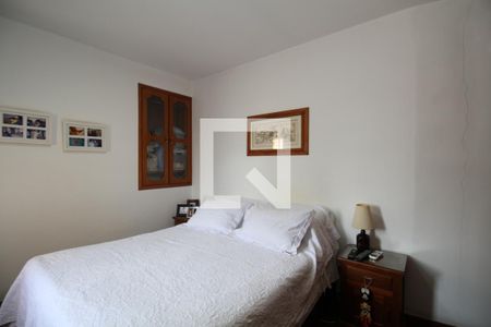 Casa à venda com 175m², 3 quartos e 2 vagasQuarto 1