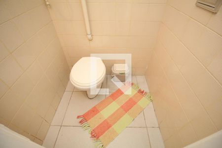 Casa à venda com 175m², 3 quartos e 2 vagasBanheiro de Serviço