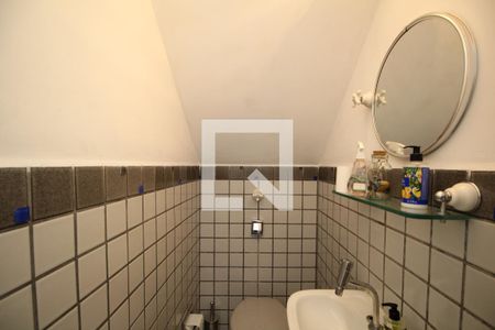 Casa à venda com 175m², 3 quartos e 2 vagasLavabo