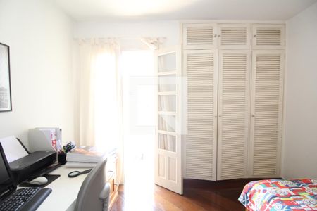 Casa à venda com 175m², 3 quartos e 2 vagasQuarto 3