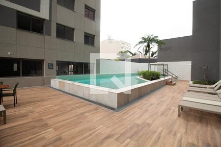 Studio à venda com 25m², 1 quarto e sem vagaÁrea comum - Piscina