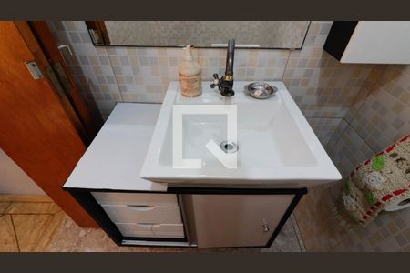 Casa à venda com 93m², 2 quartos e 4 vagas Casa à venda com 93m², 2 quartos e 4 vagasBanheiro