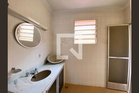 Casa à venda com 100m², 3 quartos e 1 vagaBanheiro