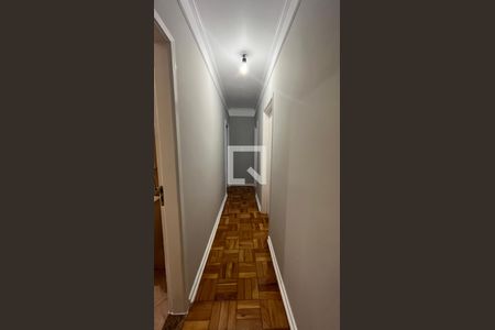 Corredor de casa à venda com 3 quartos, 293m² em Vila Nogueira, Campinas