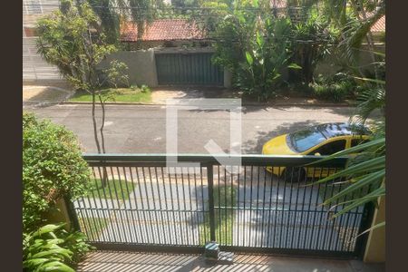 Casa à venda com 350m², 4 quartos e 4 vagas