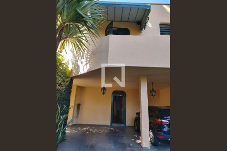 Casa à venda com 350m², 4 quartos e 4 vagas