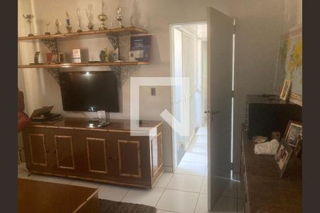 Casa à venda com 350m², 4 quartos e 4 vagas