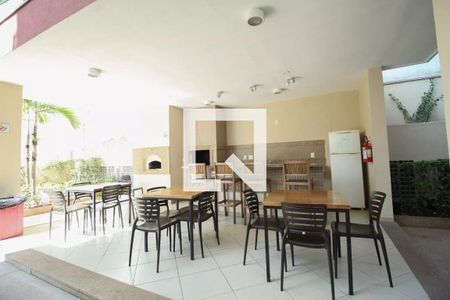 Apartamento para alugar com 83m², 2 quartos e 2 vagasÁrea comum - Churrasqueira