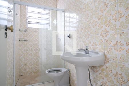 Casa à venda com 100m², 2 quartos e 2 vagasBanheiro 1