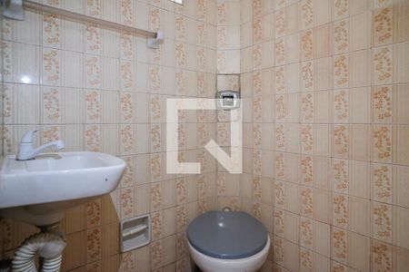 Casa à venda com 100m², 2 quartos e 2 vagasBanheiro de Serviço