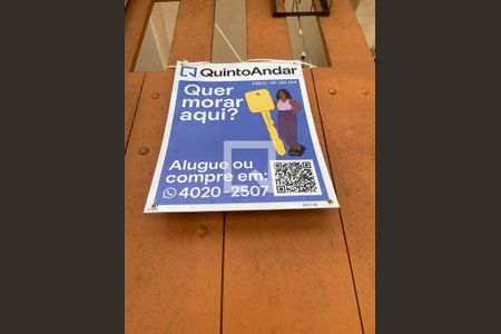 Placa  de casa para alugar com 3 quartos, 250m² em Chácara Figueira Grande, São Paulo