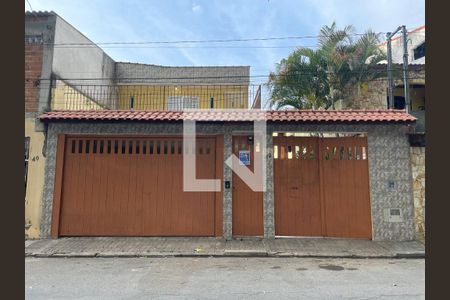 Fachada+Placa de casa para alugar com 3 quartos, 250m² em Chácara Figueira Grande, São Paulo