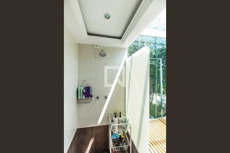 Casa à venda com 400m², 5 quartos e 6 vagasBanheiro