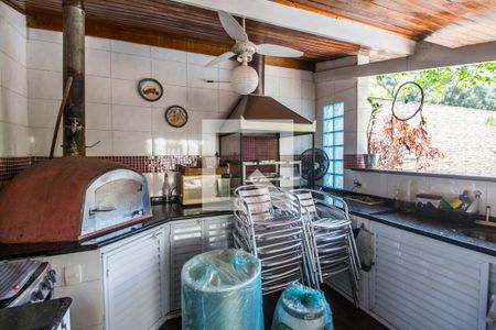 Casa à venda com 400m², 5 quartos e 6 vagasÁrea gourmet