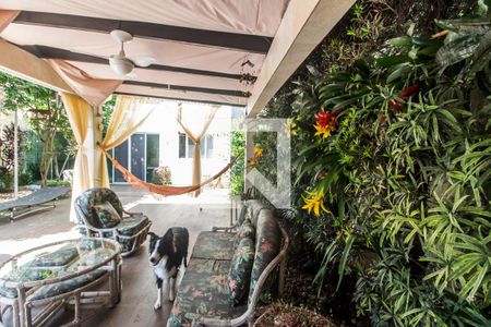 Casa à venda com 400m², 5 quartos e 6 vagasÁrea gourmet