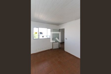 Casa à venda com 300m², 4 quartos e 6 vagasQuarto de Serviço