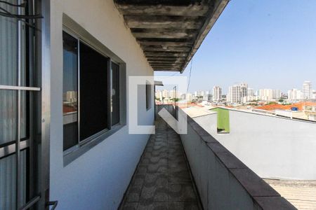 Casa à venda com 300m², 4 quartos e 6 vagasVaranda