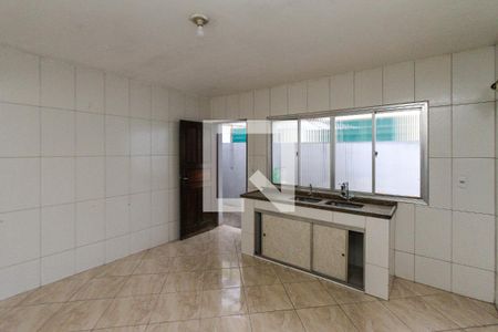 Casa à venda com 300m², 4 quartos e 6 vagasCozinha