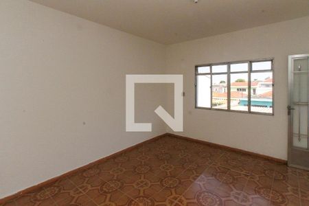 Casa à venda com 300m², 4 quartos e 6 vagasSala casa 02