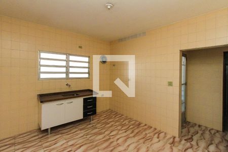 Casa à venda com 300m², 4 quartos e 6 vagasCozinha casa 02