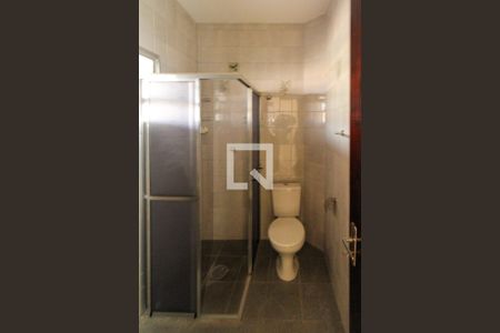 Casa à venda com 300m², 4 quartos e 6 vagasbanheiro Casa 02