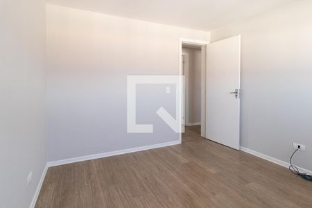 Quarto 2 de apartamento para alugar com 3 quartos, 58m² em Cidade Industrial, Curitiba