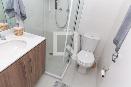 Apartamento à venda com 69m², 2 quartos e 1 vagaBanheiro da Suíte