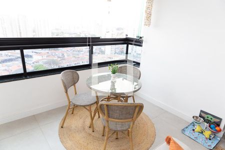 Sala de apartamento à venda com 2 quartos, 69m² em Vila Augusta, Guarulhos