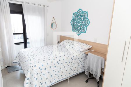 Suite de apartamento à venda com 2 quartos, 69m² em Vila Augusta, Guarulhos