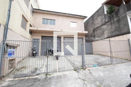 Casa à venda com 225m², 3 quartos e 3 vagasFachada
