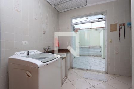 Casa à venda com 300m², 4 quartos e 4 vagasLavanderia
