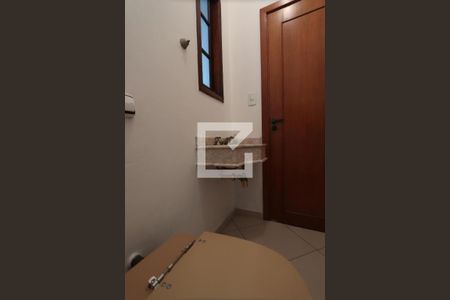 Casa à venda com 300m², 4 quartos e 4 vagasLavabo