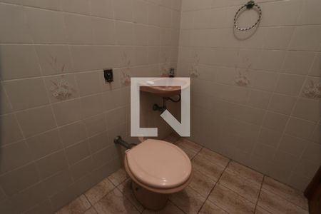 Casa à venda com 300m², 4 quartos e 4 vagasBanheiro do Escritório