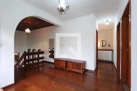 Casa à venda com 300m², 4 quartos e 4 vagasHall dos Quartos