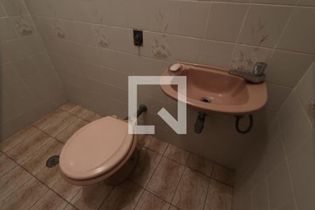 Casa à venda com 300m², 4 quartos e 4 vagasBanheiro do Escritório