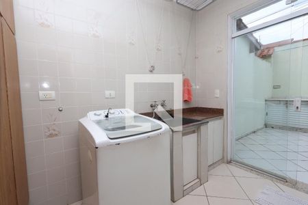 Casa à venda com 300m², 4 quartos e 4 vagasLavanderia