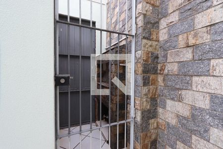 Casa à venda com 300m², 4 quartos e 4 vagasEntrada de serviço