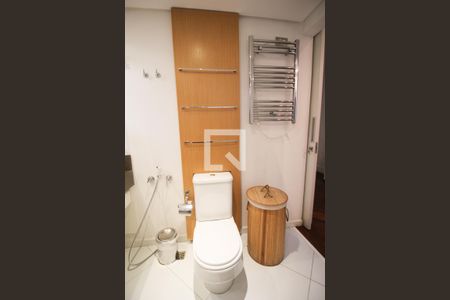 Apartamento para alugar com 125m², 3 quartos e 2 vagasBanheiro da Suíte 1 