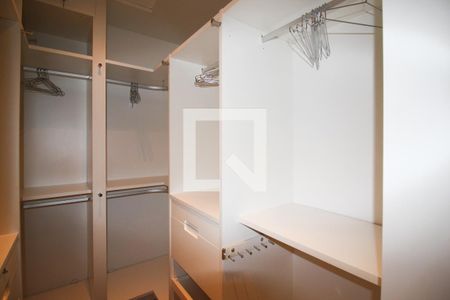 Apartamento para alugar com 125m², 3 quartos e 2 vagasCloset da Suíte 1 
