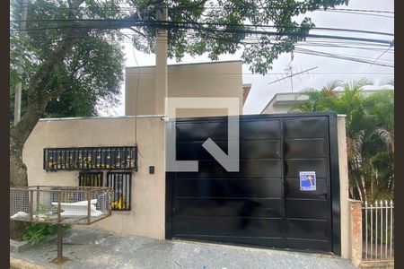 Studio para alugar com 32m², 1 quarto e sem vaga Studio para alugar com 32m², 1 quarto e sem vagaFachada