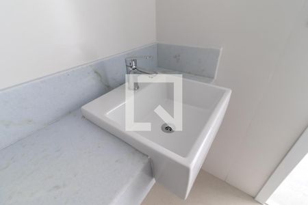 Apartamento à venda com 80m², 2 quartos e 1 vagaBanheiro da Suíte 1