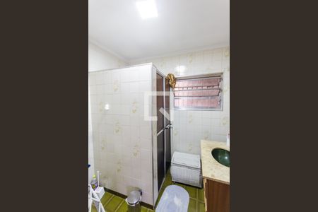 Casa à venda com 300m², 2 quartos e 4 vagasBanheiro 