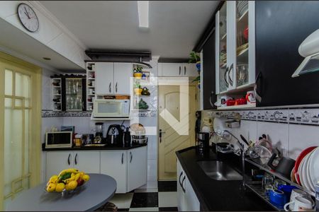 Apartamento à venda com 95m², 2 quartos e 2 vagasCozinha