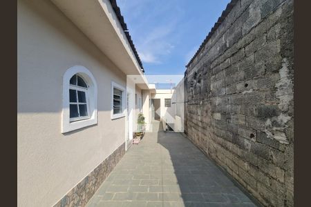 Casa para alugar com 30m², 1 quarto e sem vagaÁrea externa